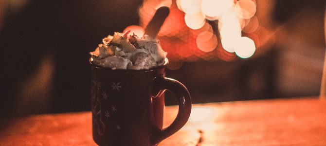 Punsch-, Glühmost und Glögggenuss auf dem Giengener Adventsmarkt